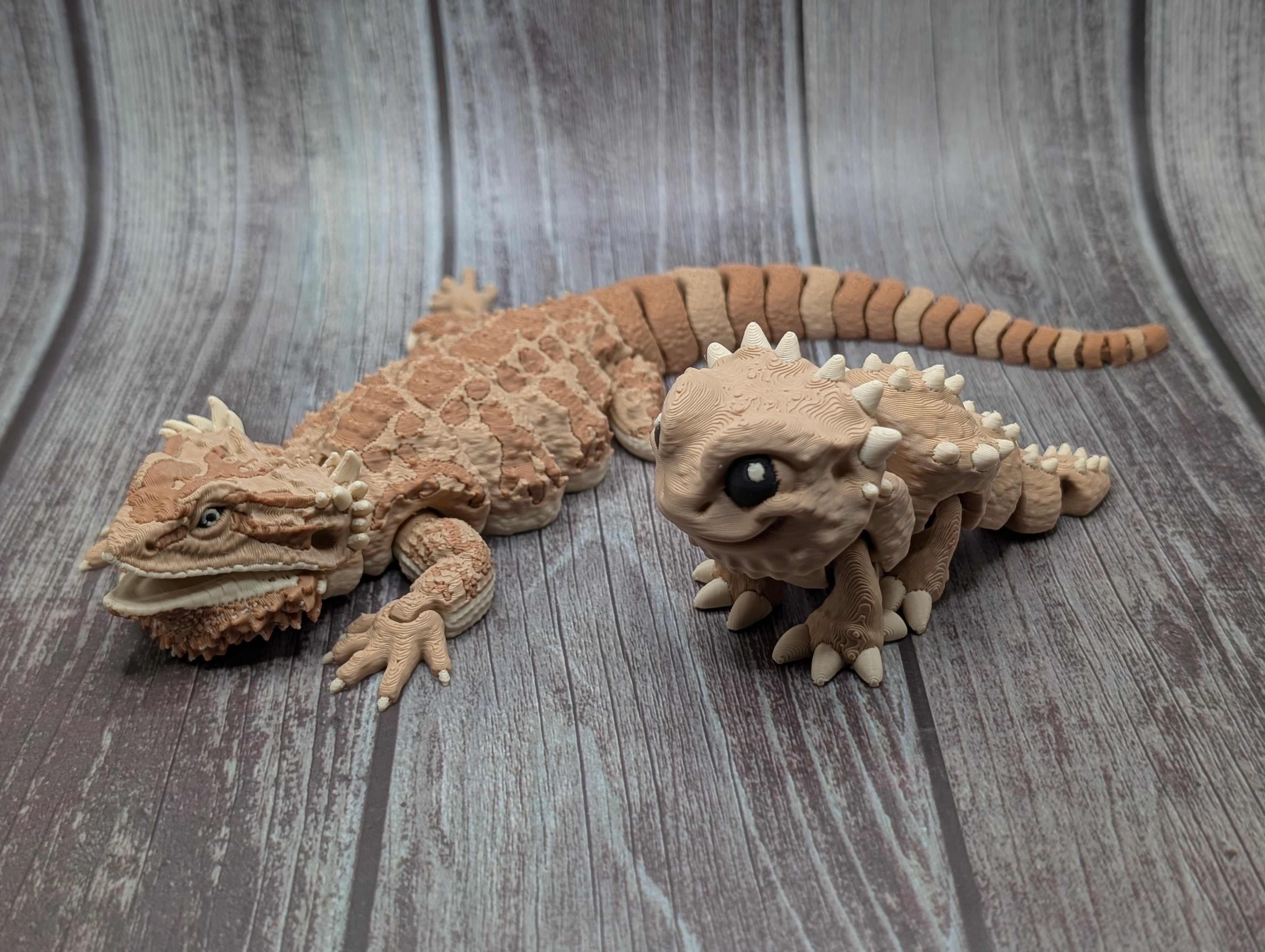 Realistic Articulating Bearded Dragon - 3D Printed
