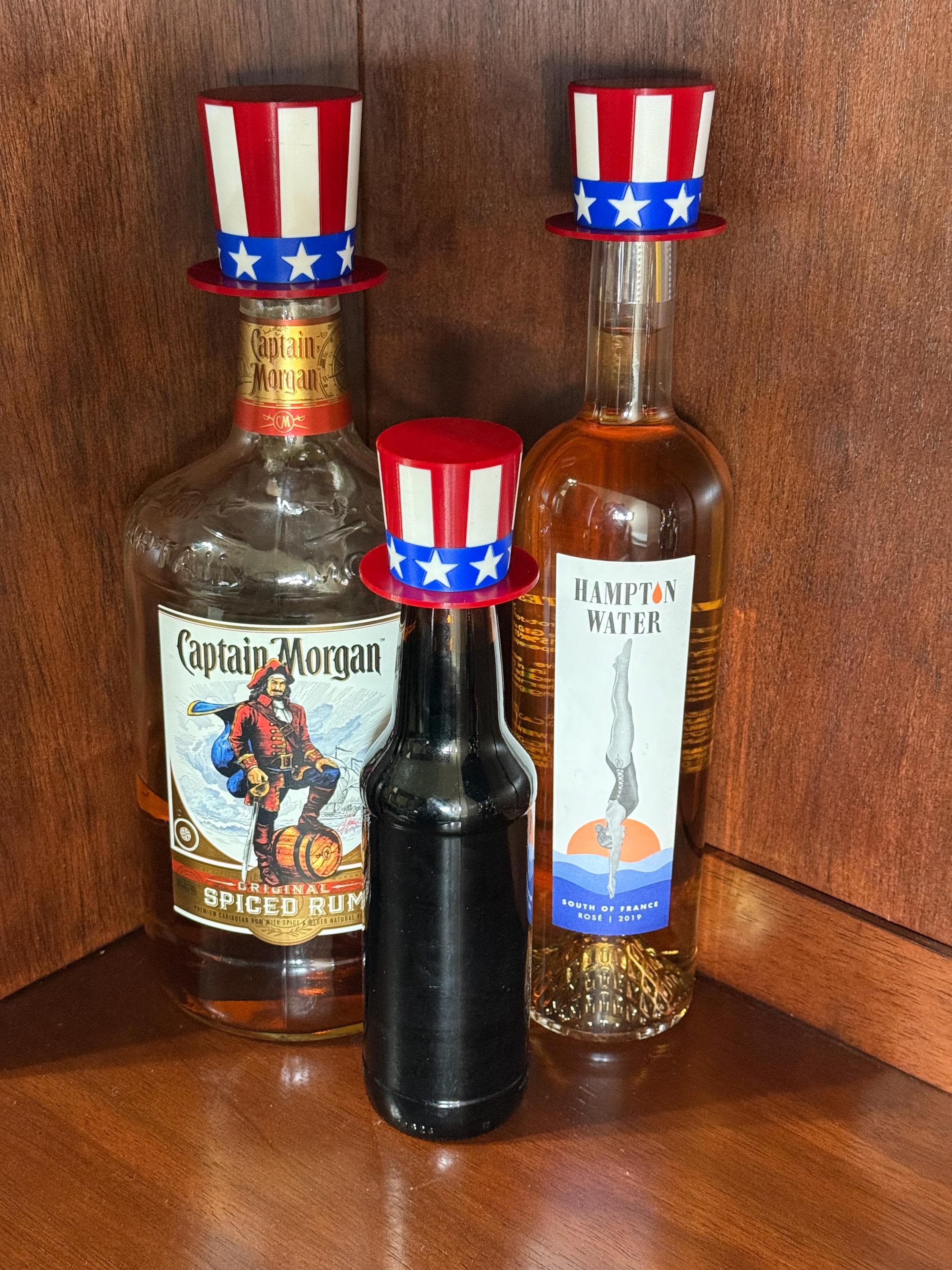 Decorative Uncle Sam Bottle Topper for Drinks & Parties Red White Blue Bar Accessory