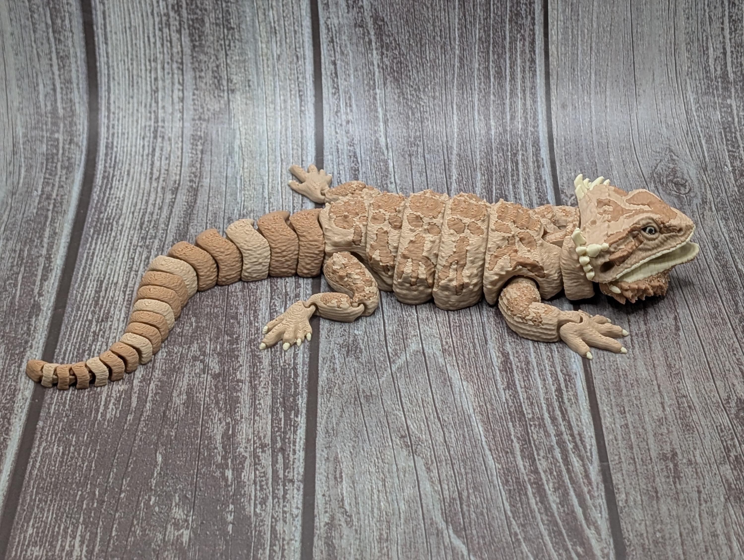 Realistic Articulating Bearded Dragon - 3D Printed