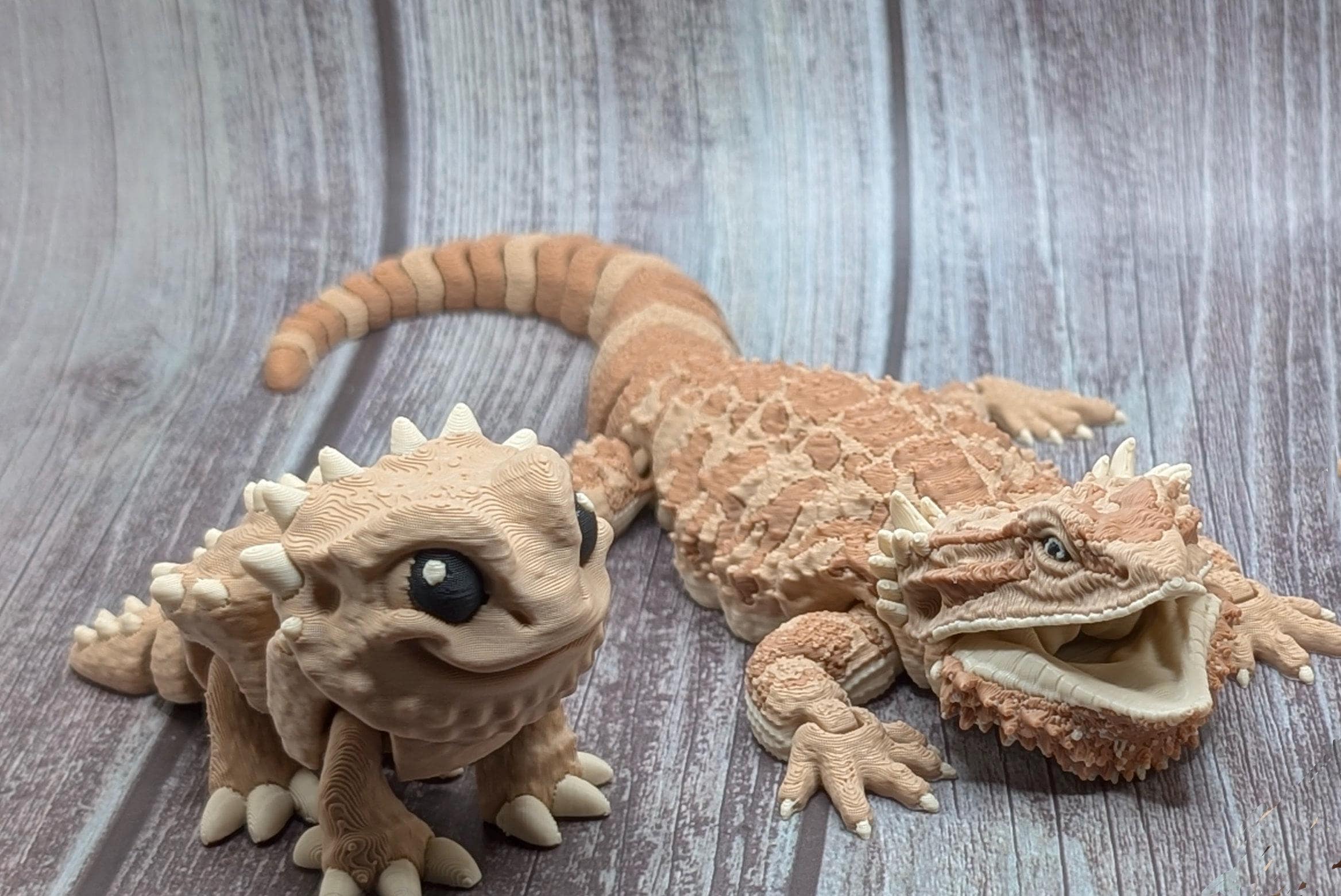 Realistic Articulating Bearded Dragon - 3D Printed