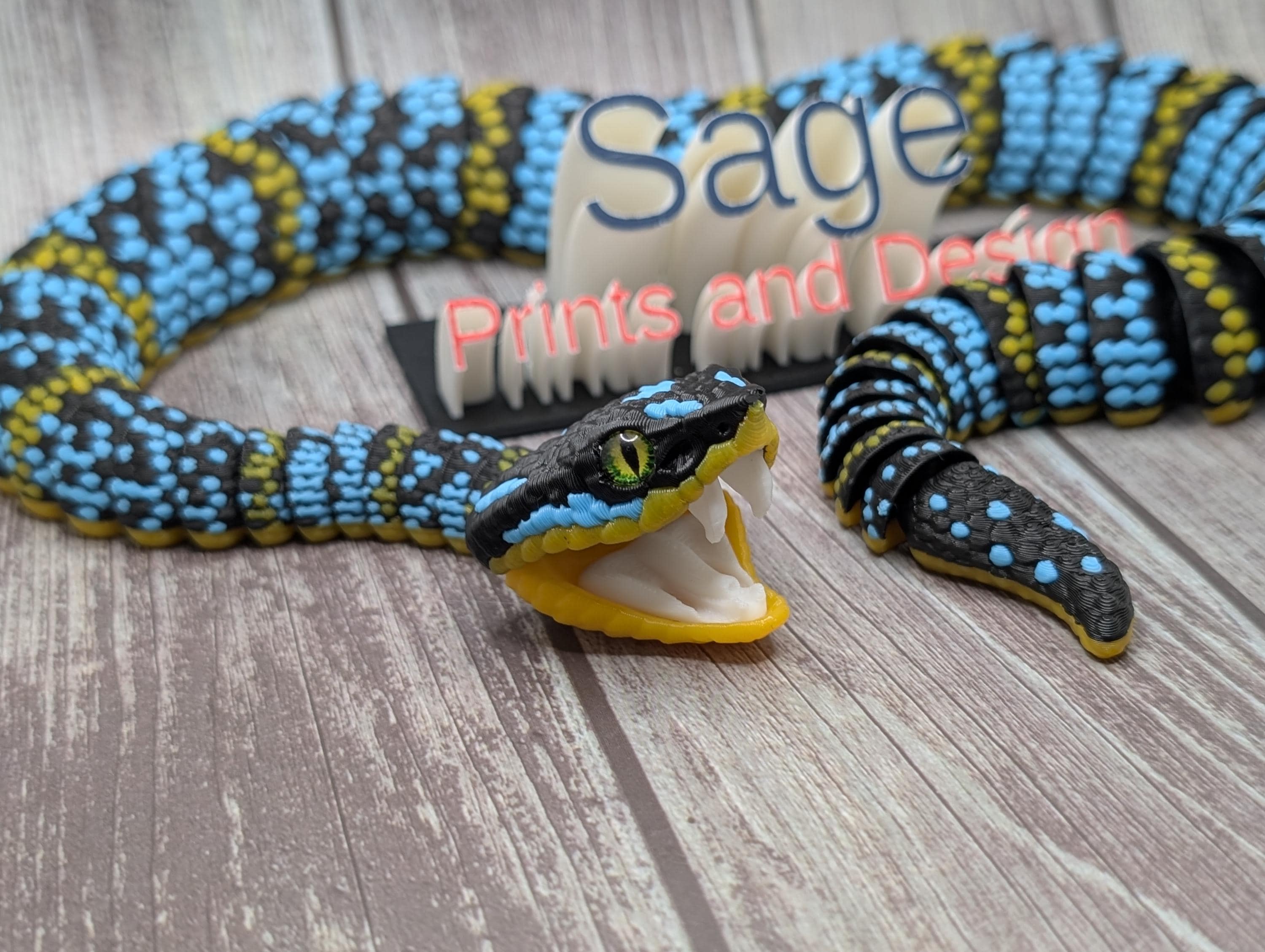 Female Dark Wagler Temple Viper | 3D Printed Articulated Snake | Exotic Reptile Decor