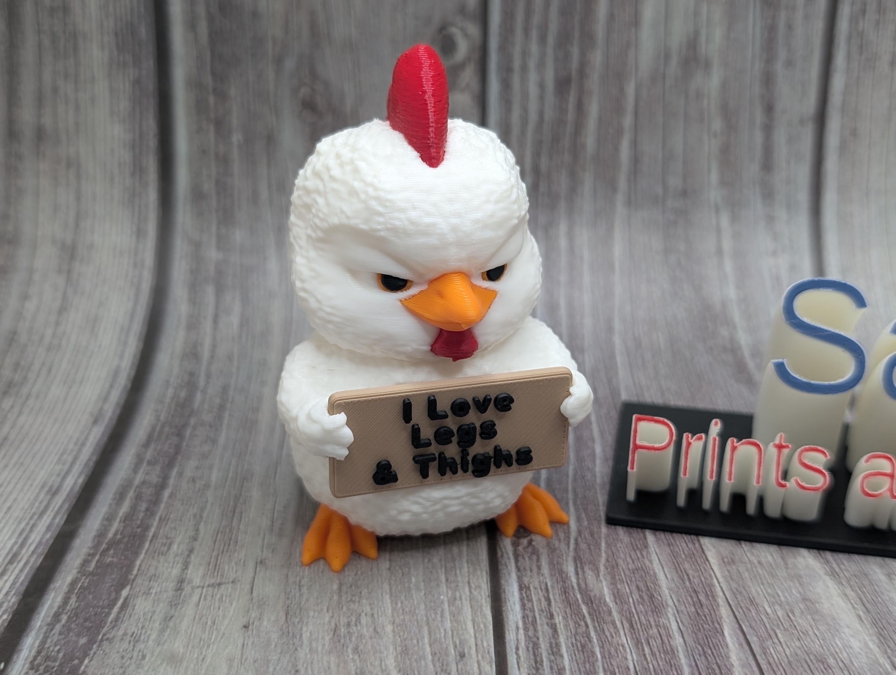 Sassy 3D Printed Chicken – Funny Desk Decor with Attitude Phrases